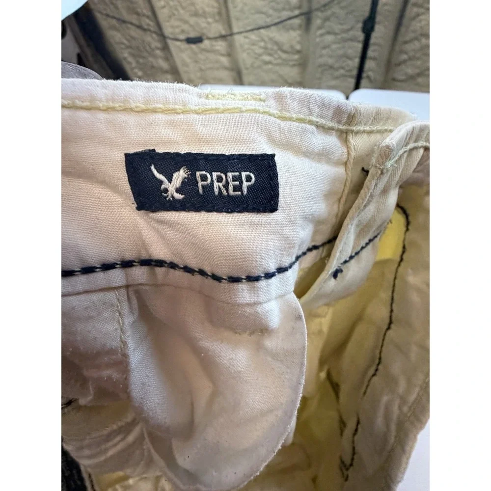 American Eagle Outfitters Prep Chino Shorts Mens 32 Yellow Classic